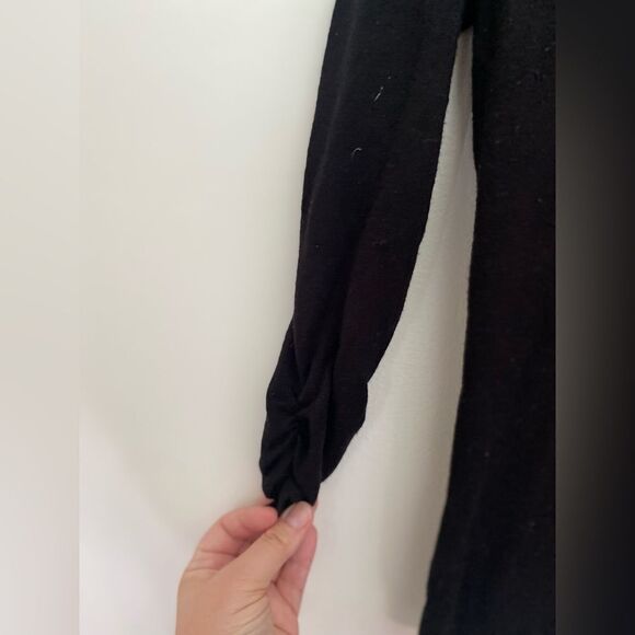 Express black ruched sleeve sweater size small - Picture 10 of 13